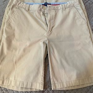 Mens Tommy Hilfiger size 36 kaki pants.